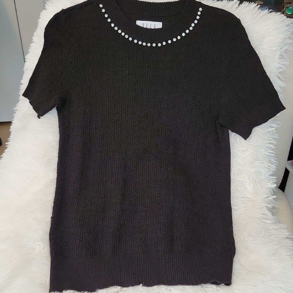 Elle Classic Black Sweater